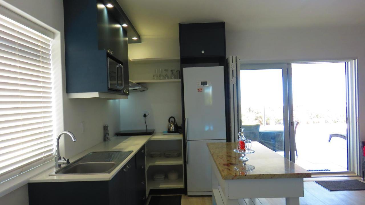 On The Beach Apartments Yzerfontein Luaran gambar